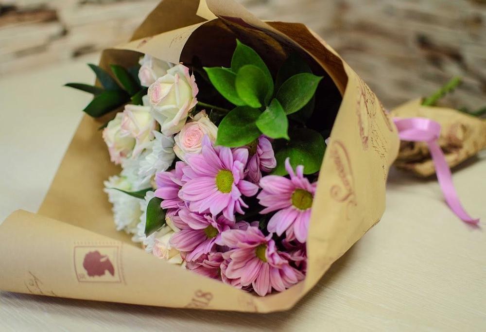 Букет цветов из: Розы и Хризантемы в Светлограде