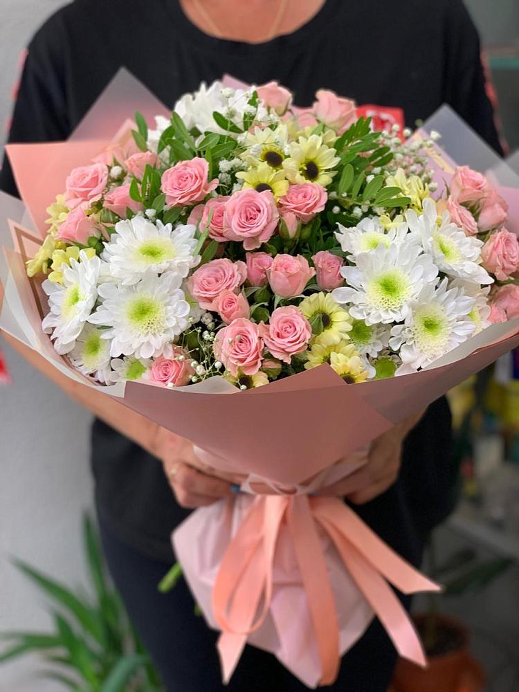 Букет цветов из: Розы и Хризантемы в Светлограде