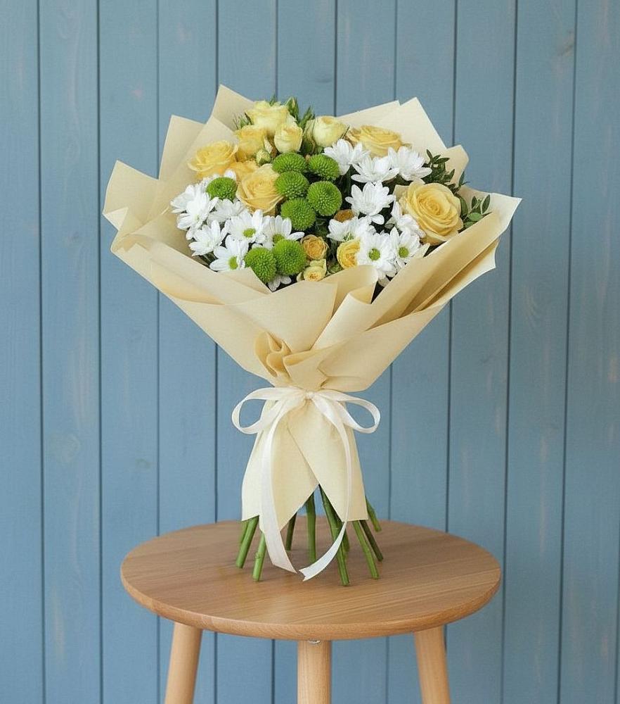 Букет цветов из: Хризантемы и Розы в Светлограде