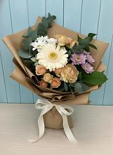 Букет цветов из:  Герберы и Хризантемы в Светлограде