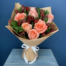 Букет цветов из:  Розы и Альстромерии в Светлограде