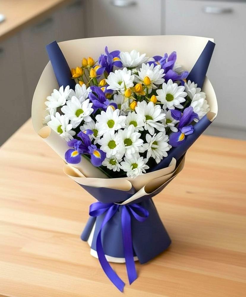 Букет цветов из: Розы, Ирисы и Хризантемы в Светлограде