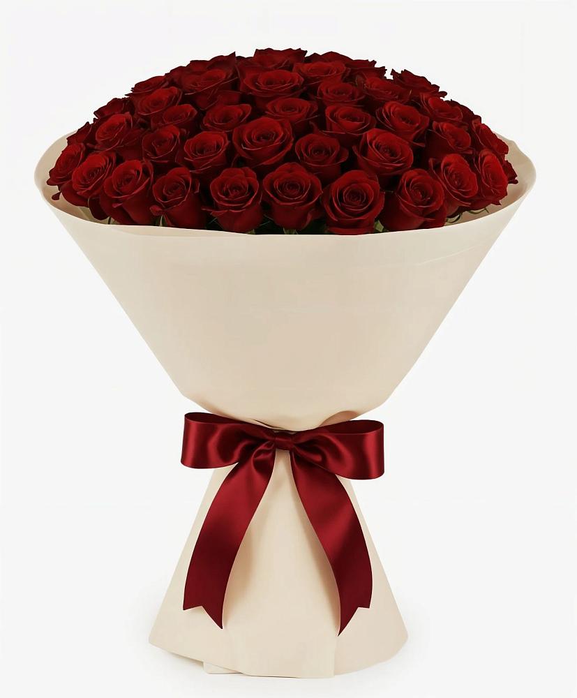 Букет 101 Бордовая роза Блэк Бакарра в Светлограде