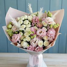 Букет цветов из:  Альстромерии и Розы в Светлограде
